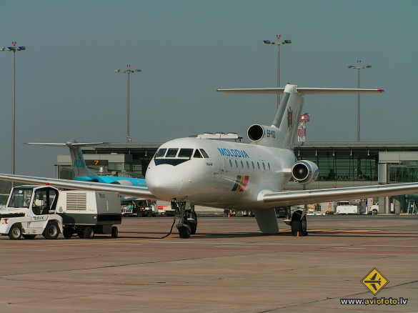 Yakovlev Yak-40D